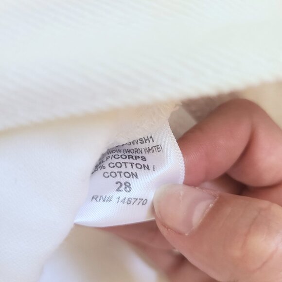 RE/DONE Originals Cutoff Ultra High Rise White Denim The Short Jean Shorts 28 - Picture 9 of 14